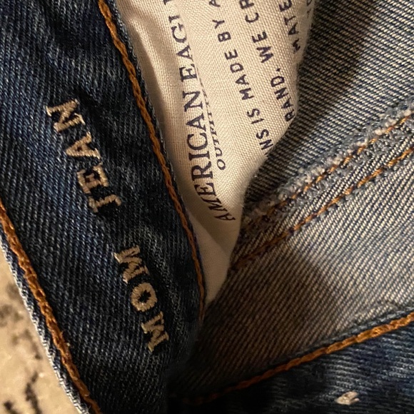 JEANS 3 FOR $50 American Eagle mom jeans - Picture 4 of 7